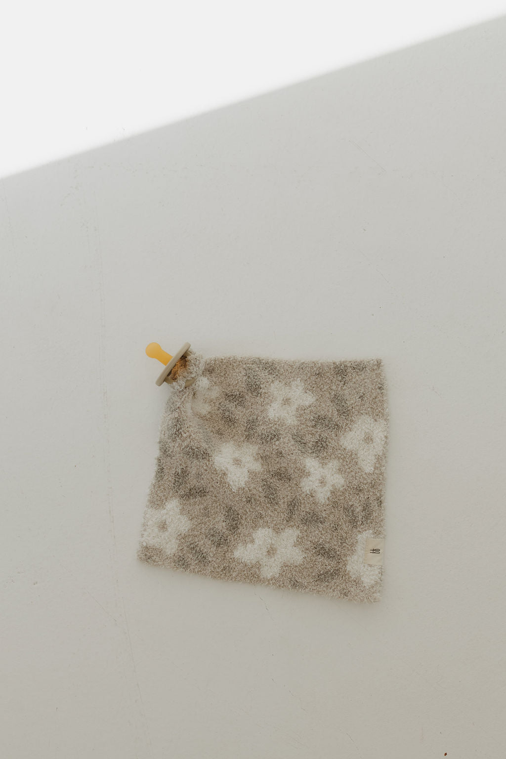 Lovey | French Gray Floral