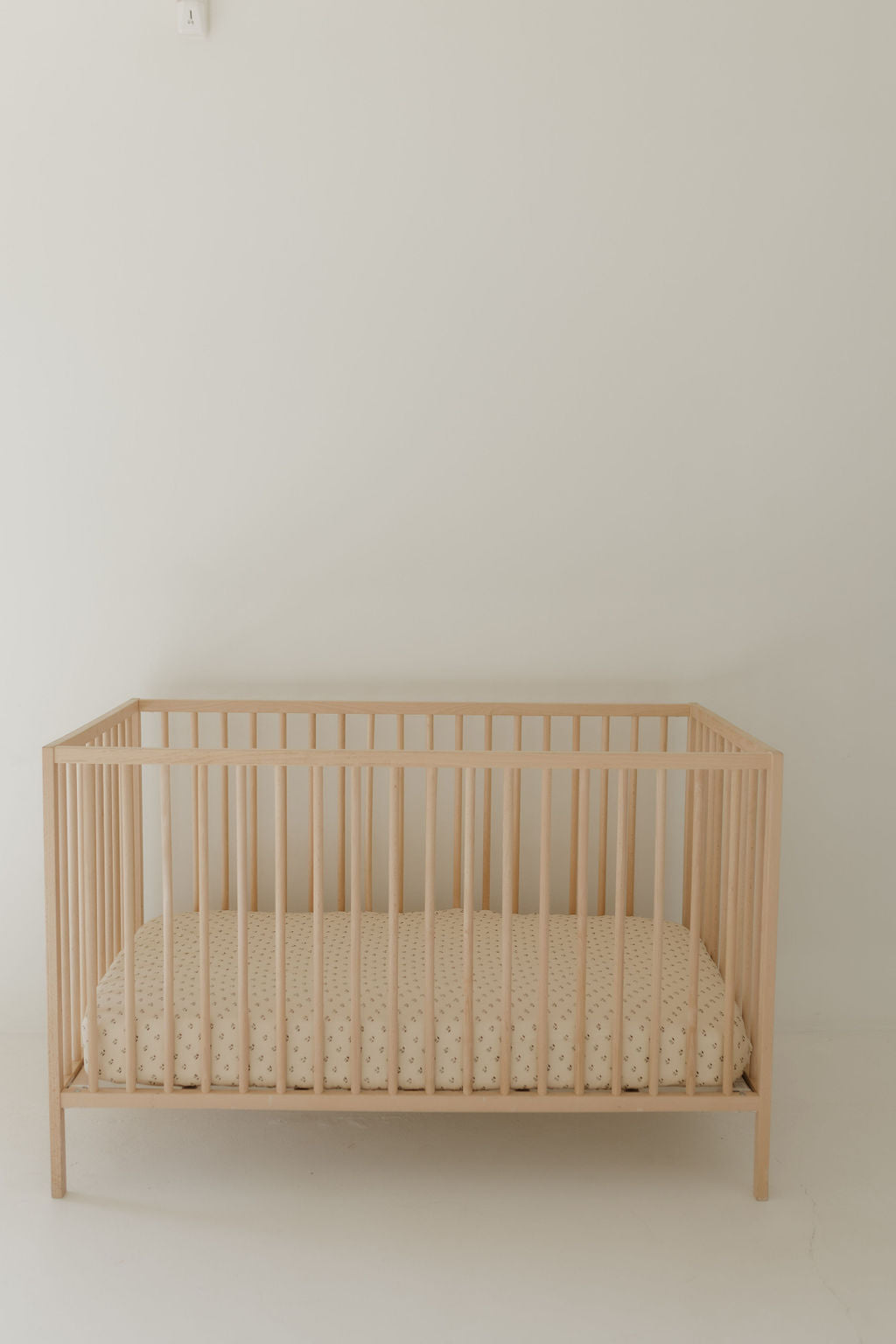 Muslin Crib Sheet | Flora