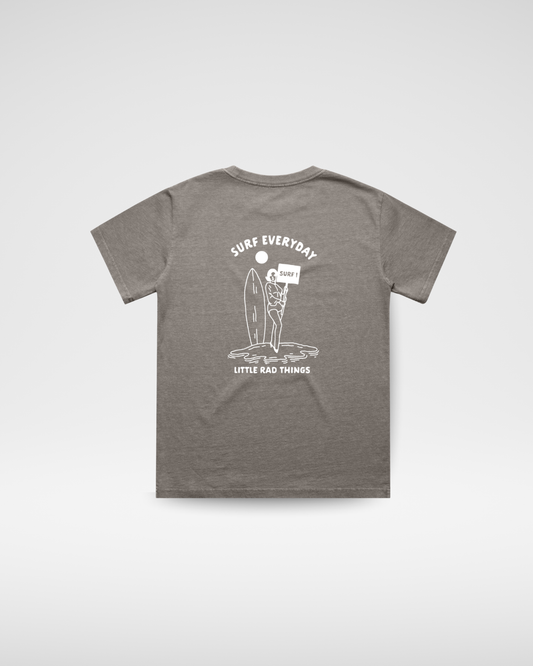 SURFS UP GIRL TEE - GRAY