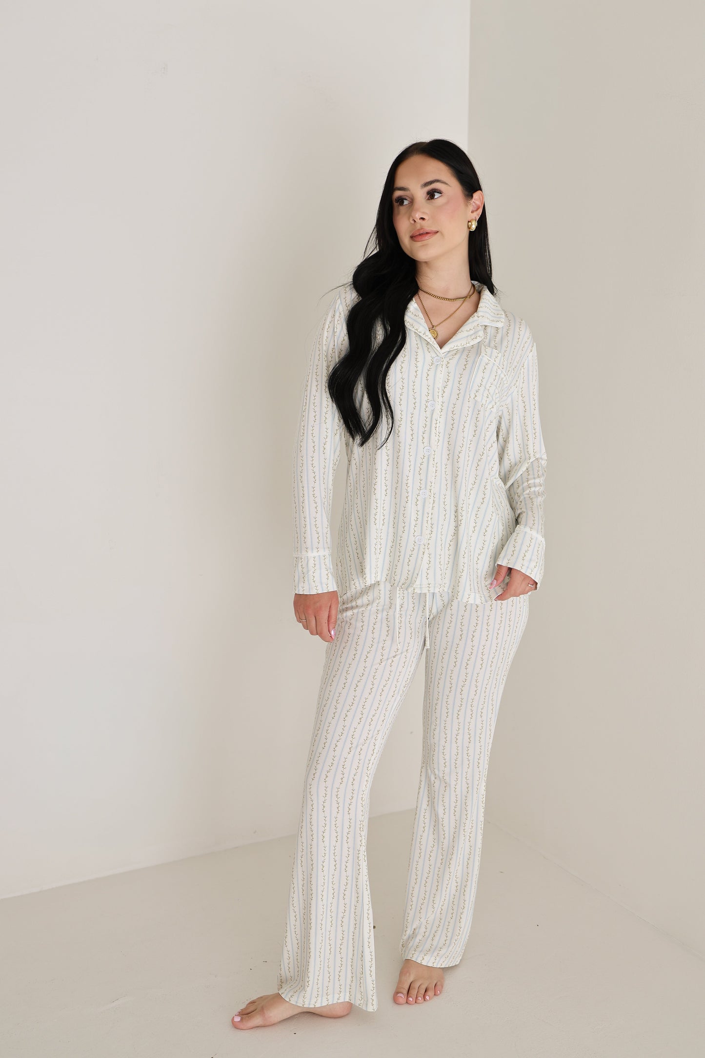 Women's Bamboo Button Up Lounge Set | Dainty Vines