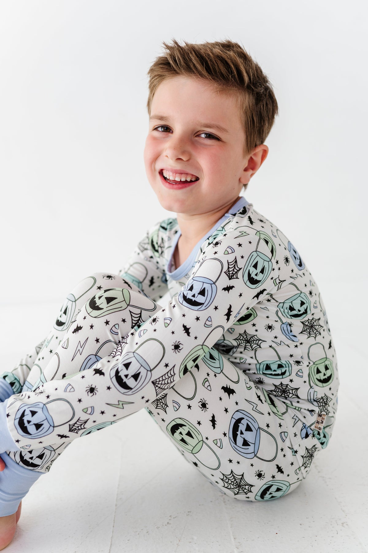 Boo Crew Long Set (EST SHIP TIME 1-2 WEEK)