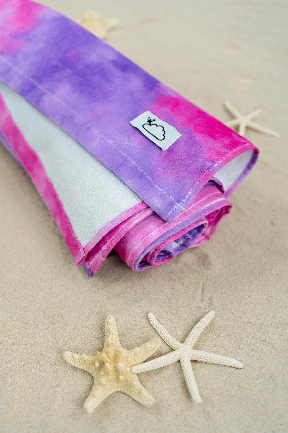 CANDY CLOUDS DREAM TOWEL
