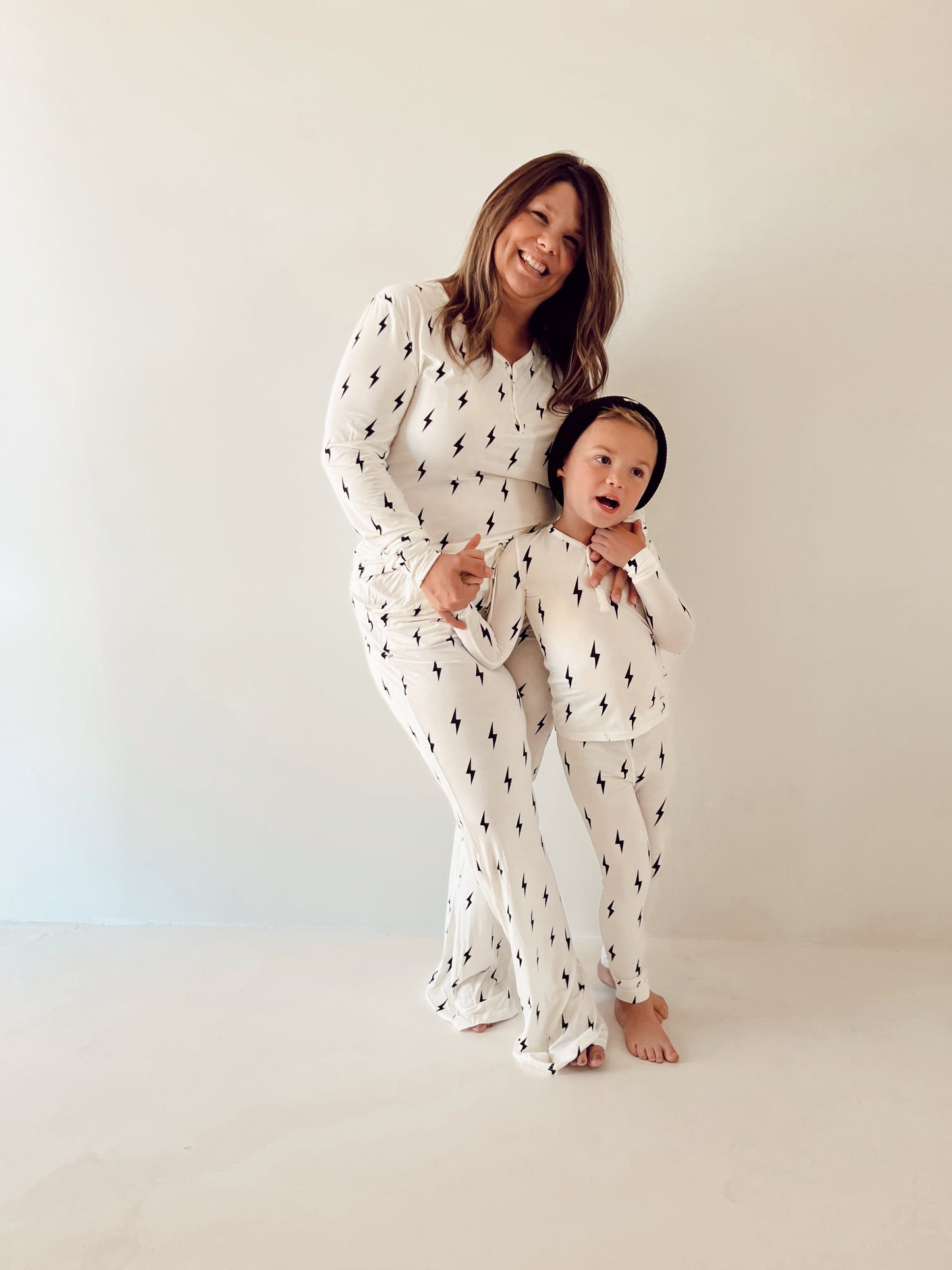 Women's Bamboo Pajama | White & Black Lightning Bolt