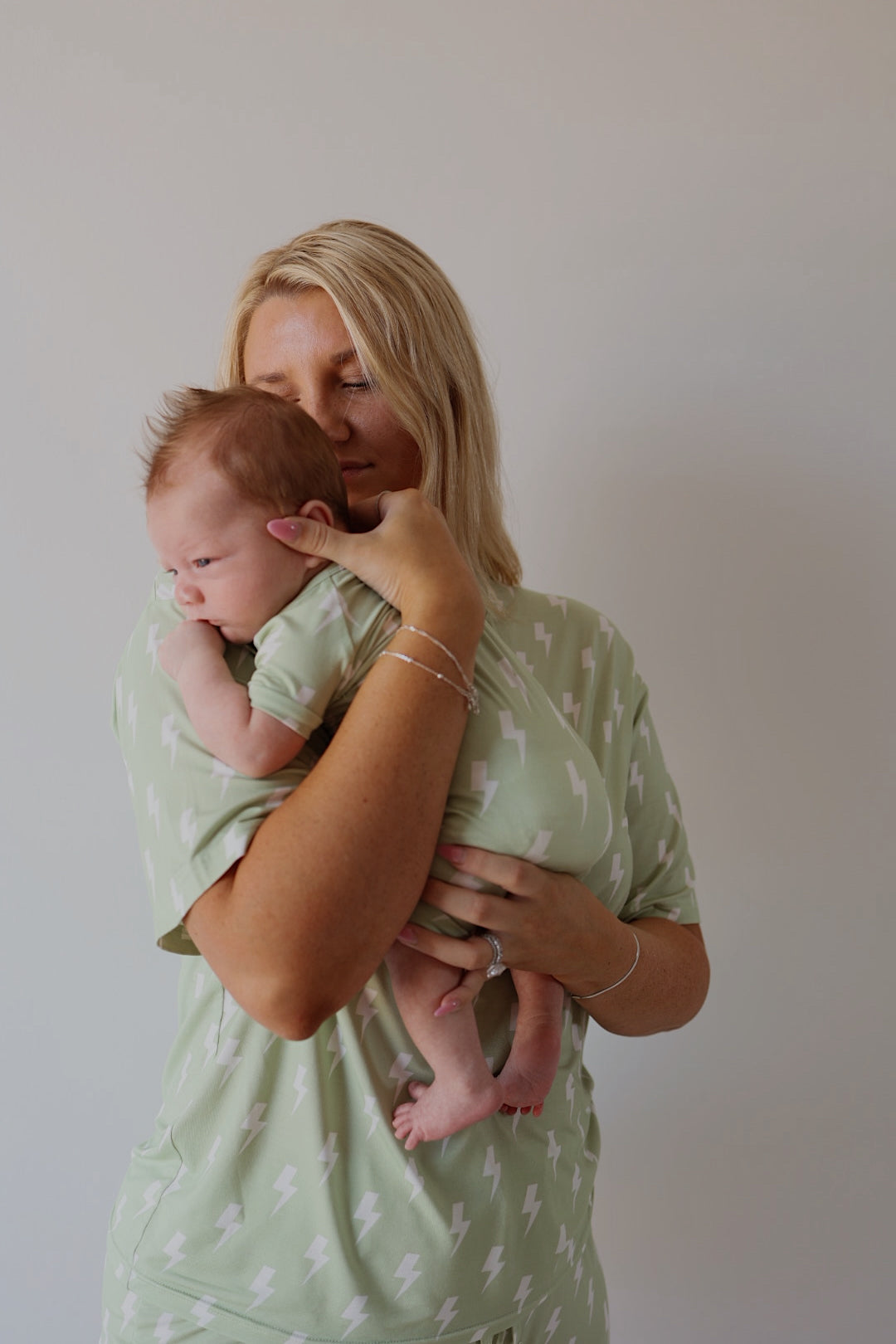 Shortie Bamboo Zip | Flash