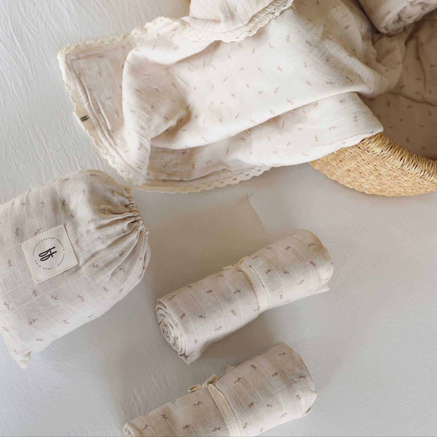 Muslin Swaddle | Lucy