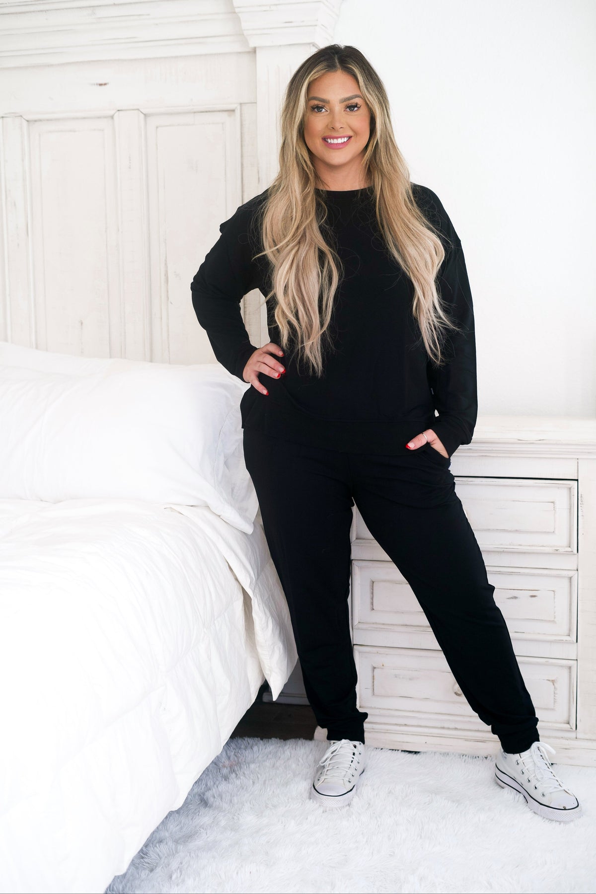 BLACK TERRY DREAM WOMEN'S PULLOVER
