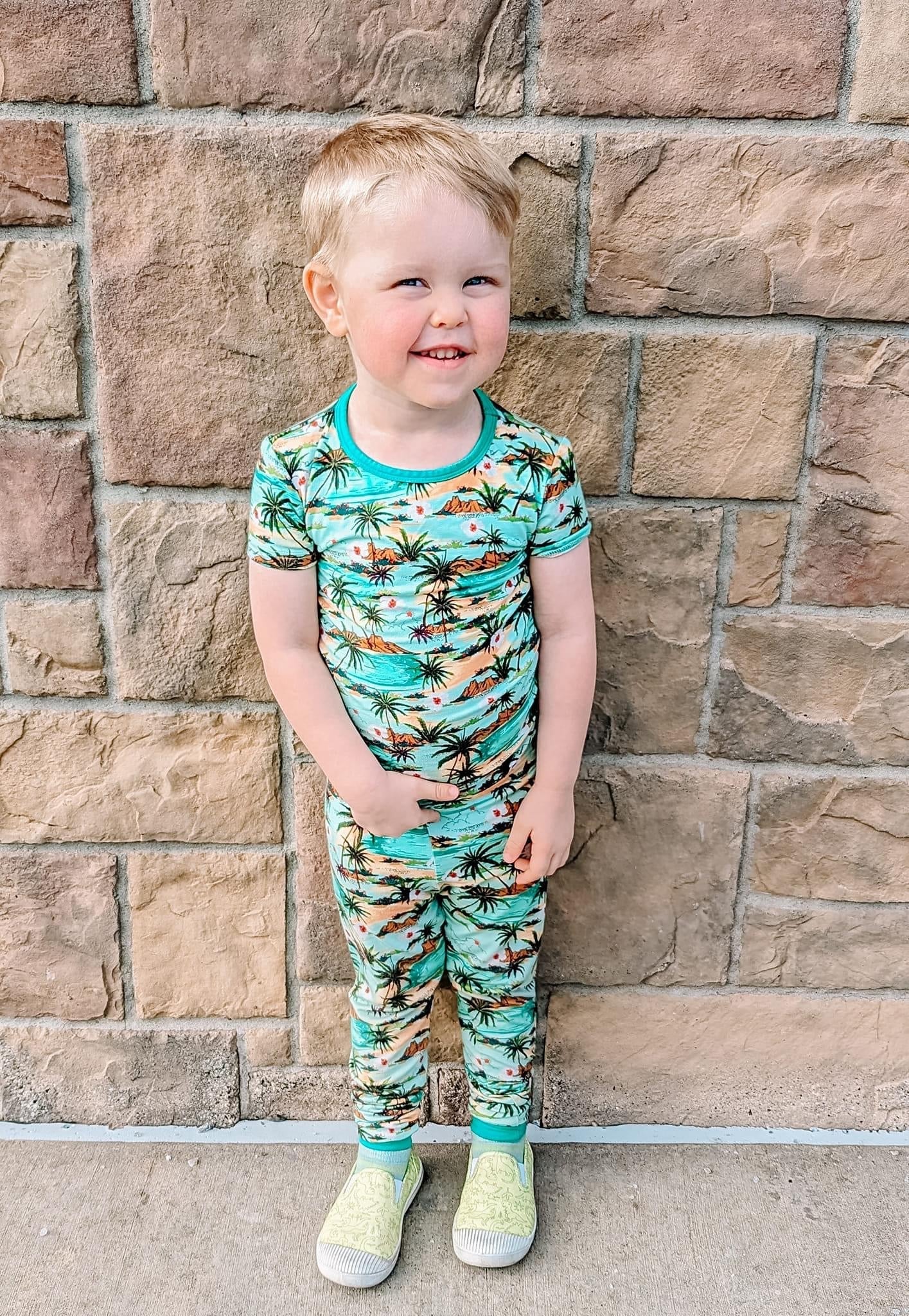 You Had Me at Aloha 2 Piece Short Sleeve Pajamas