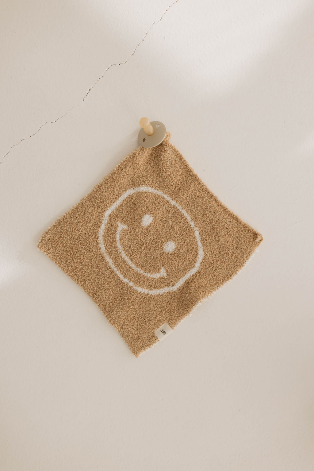 Lovey | Just Smile Tan