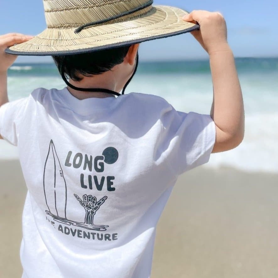 100% ORGANIC COTTON LONG LIVE THE ADVENTURE TEE - WHITE