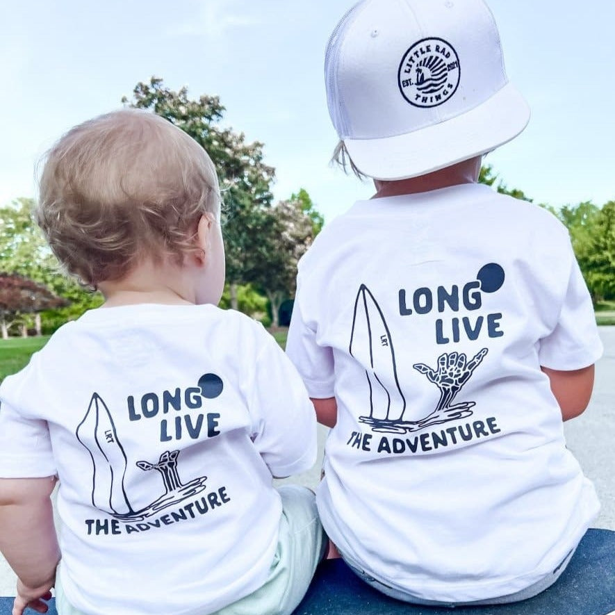 100% ORGANIC COTTON LONG LIVE THE ADVENTURE TEE - WHITE